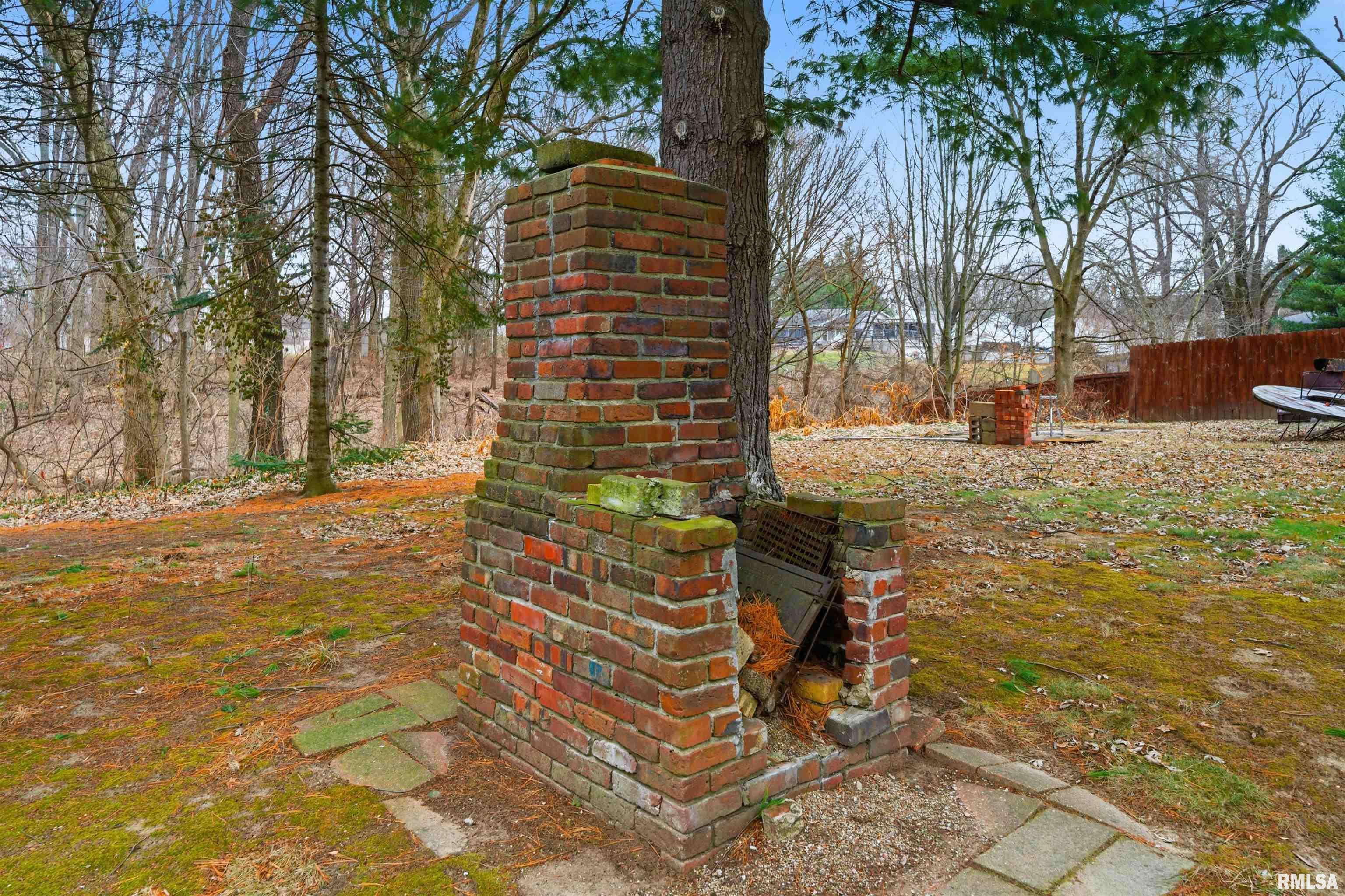 1134 North Wood Road Peoria, IL 61604 - Photo 35 of 35