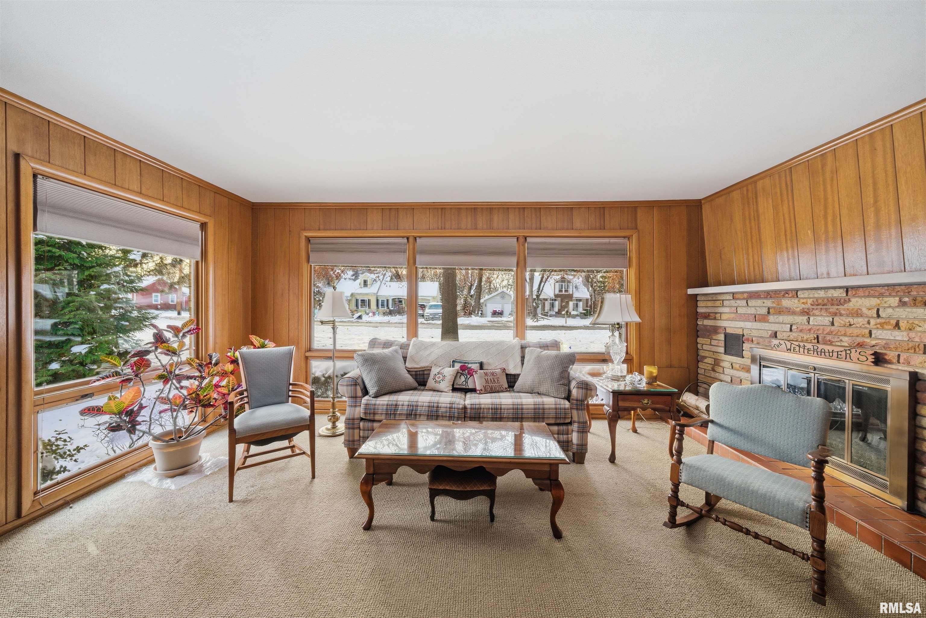 1134 North Wood Road Peoria, IL 61604 - Photo 7 of 35