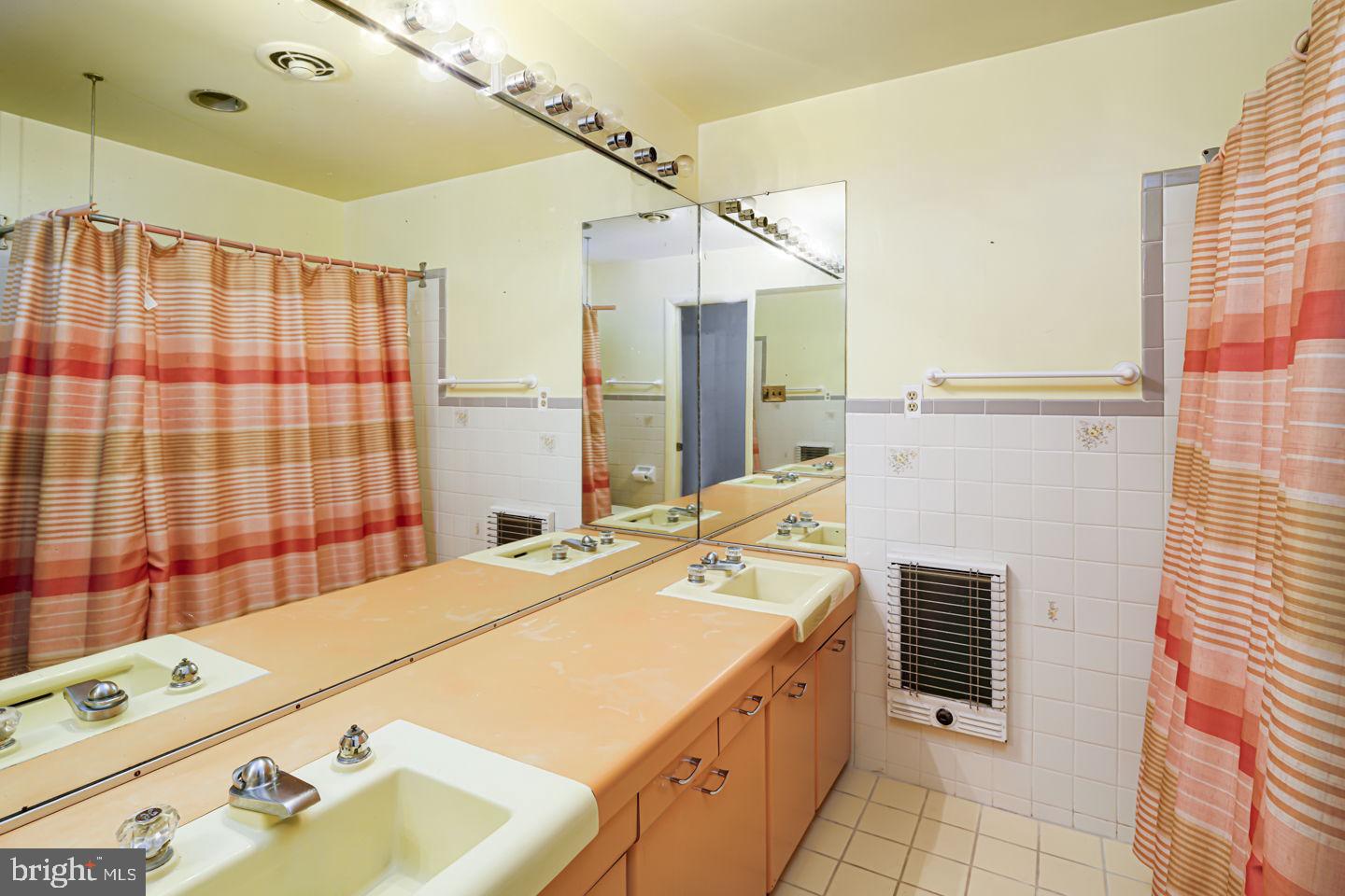 1071 Kingsley Road Jenkintown, PA 19046 - Photo 13 of 18 Gallery Image 13