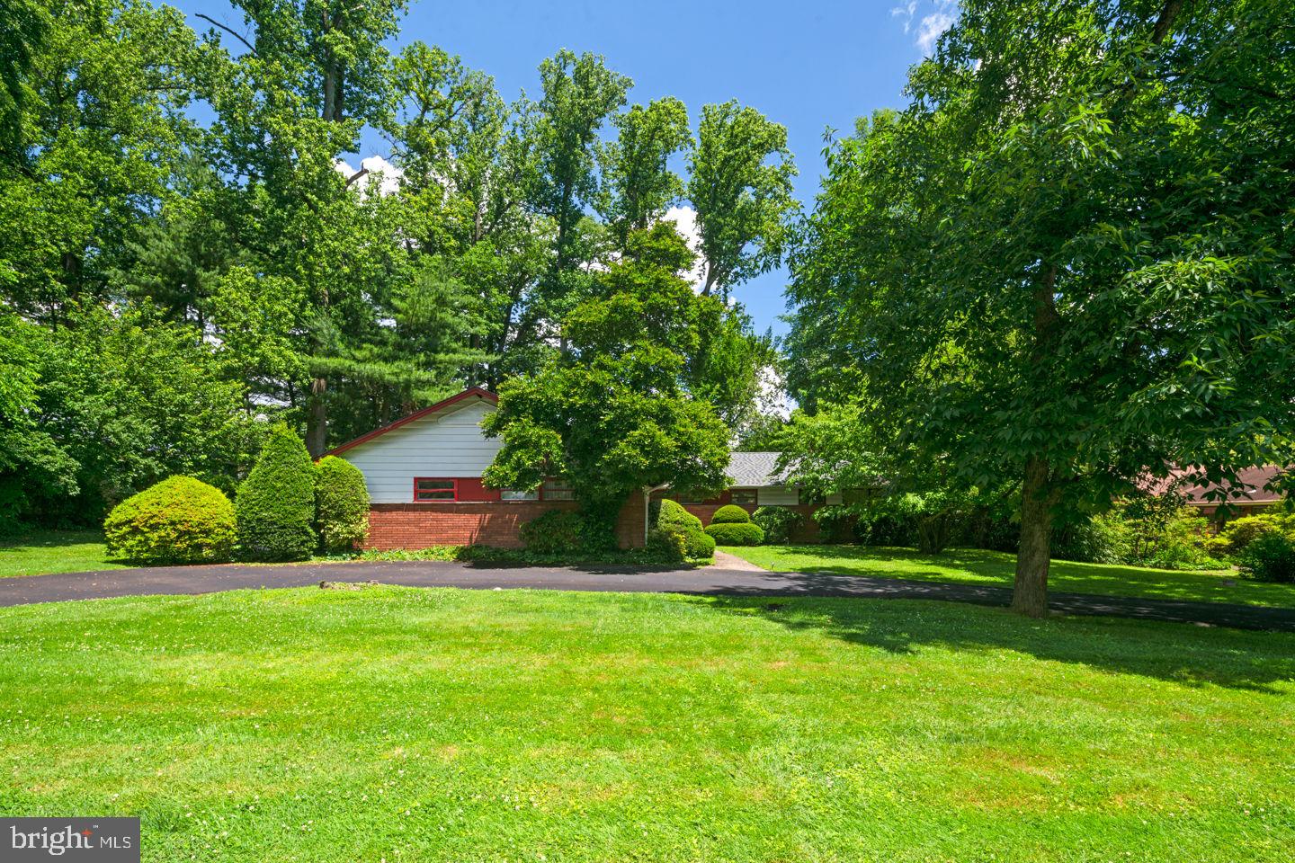 1071 Kingsley Road Jenkintown, PA 19046 - Photo 5 of 18 Gallery Image 5