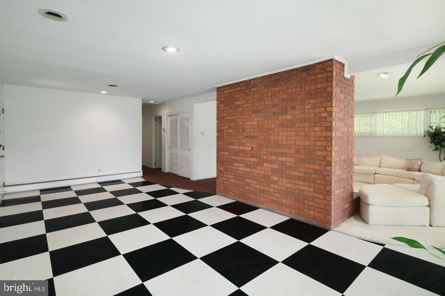 1071 Kingsley Road Jenkintown, PA 19046 - Photo 10 of 18 Gallery Image 10