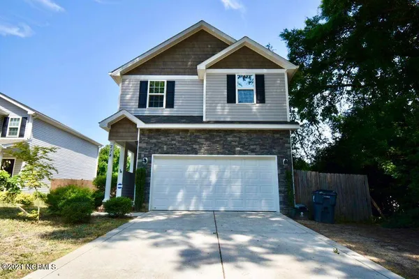 $2,150 | 274 North Saylor Street, Southern Pines, NC 28387