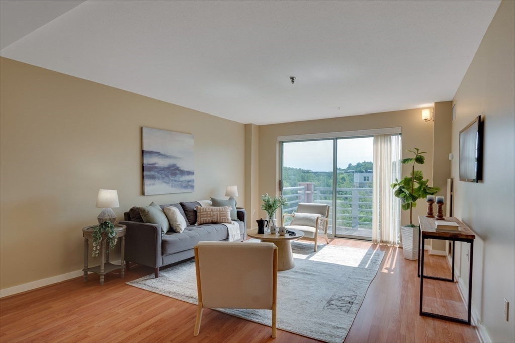 269 Cambridge Road, Unit 704 Woburn, MA 01801 - Photo 9 of 32 Gallery Image 9