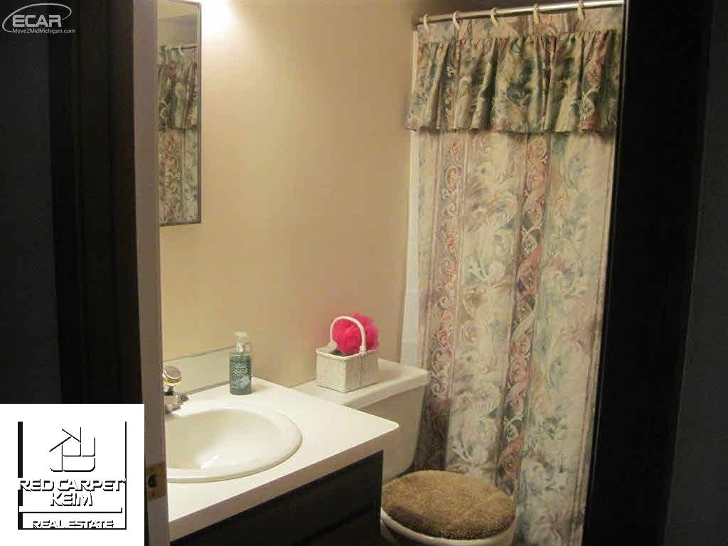 4125 North Gale Road Davison, MI 48423 - Photo 16 of 25 Gallery Image 16