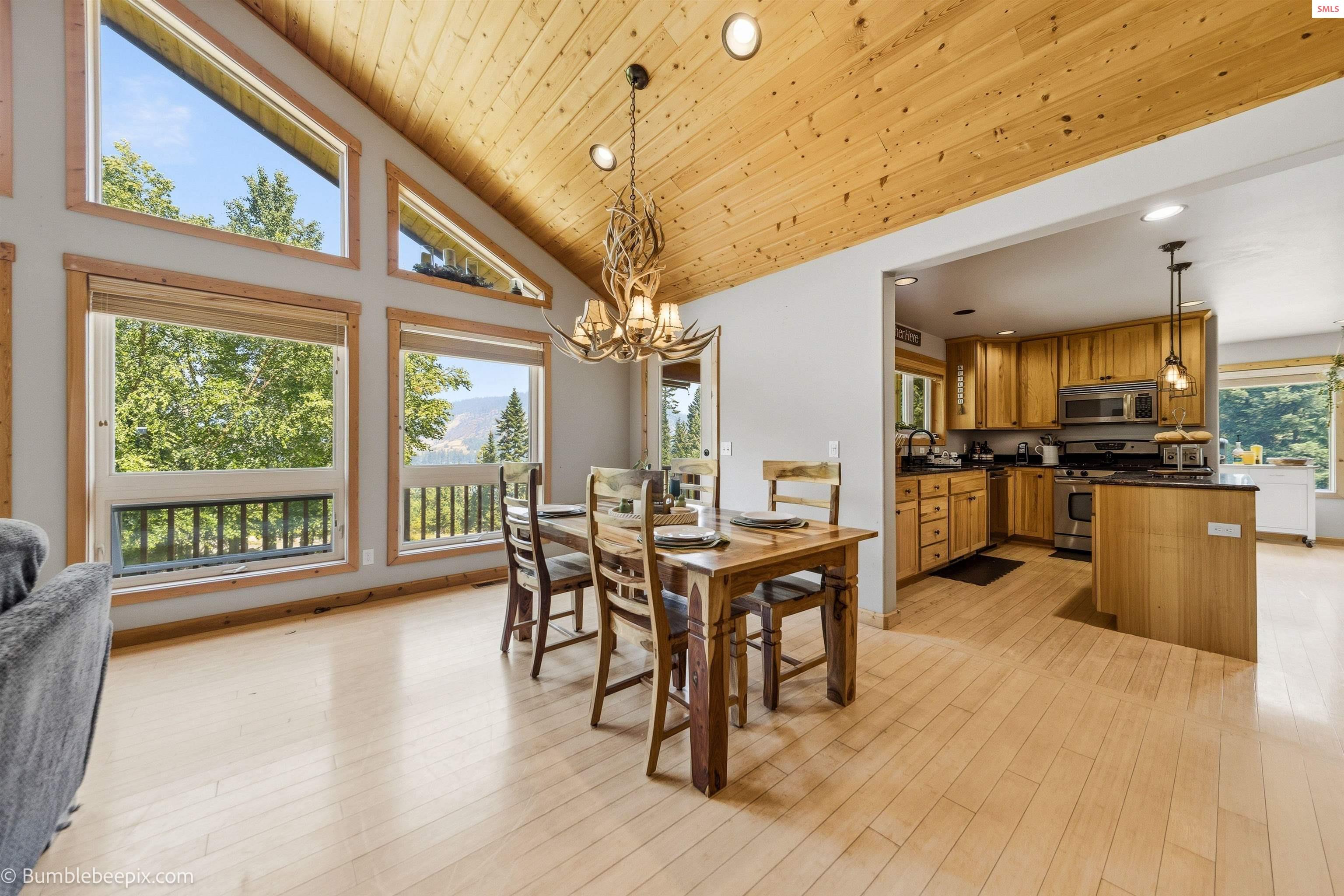 71 Buck Ridge Sagle, ID 83860 - Photo 11 of 49 Gallery Image 11