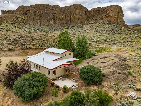 $534,000 | 82678 Shotgun Pass Lane, Christmas Valley, OR 97641