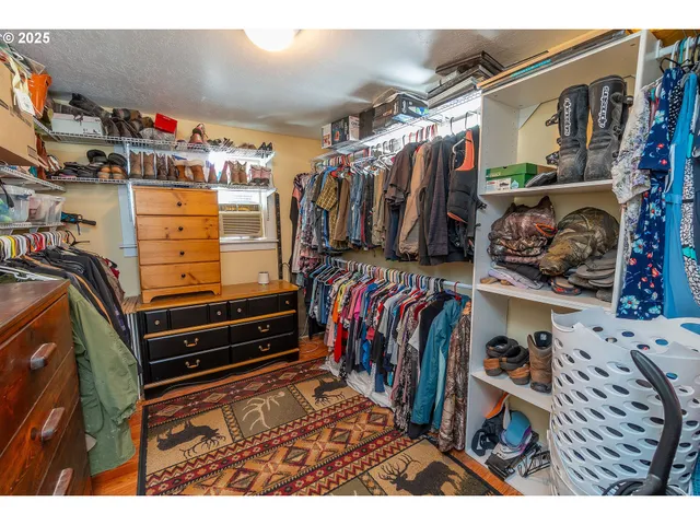 $534,000 | 82678 Shotgun Pass Lane, Silver Lake, OR 97638