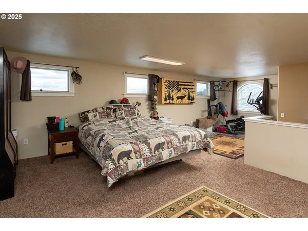 $534,000 | 82678 Shotgun Pass Lane, Christmas Valley, OR 97641