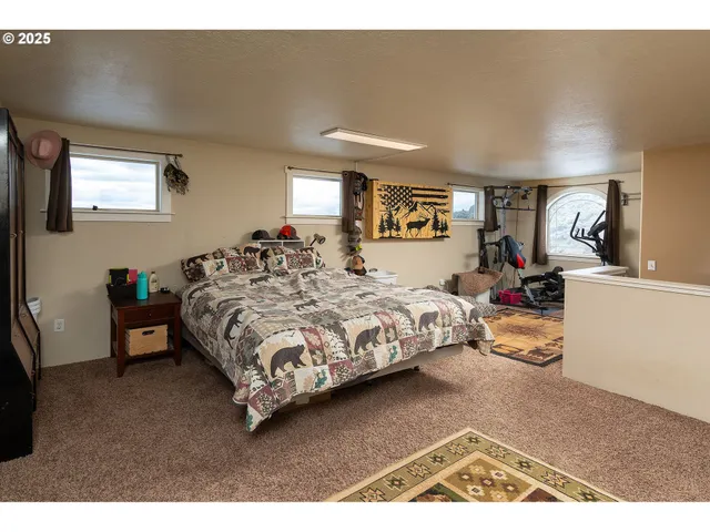 $534,000 | 82678 Shotgun Pass Lane, Silver Lake, OR 97638