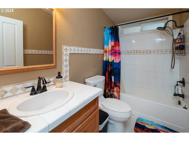 $534,000 | 82678 Shotgun Pass Lane, Silver Lake, OR 97638