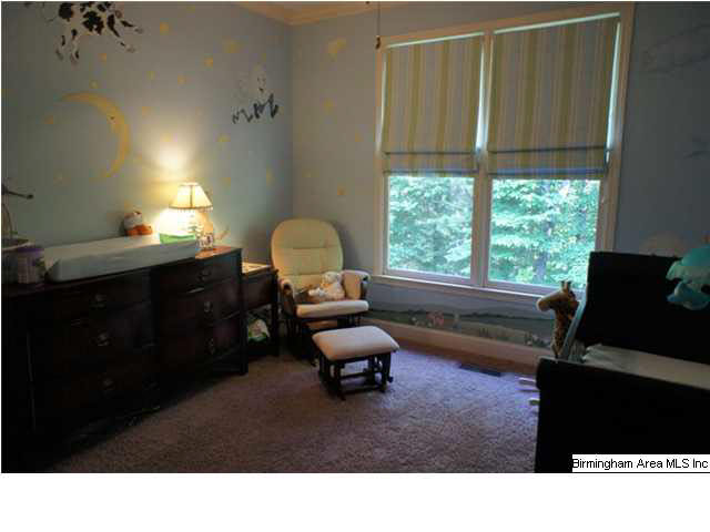 636 Meadow Ridge Drive Birmingham, AL 35242 - Photo 13 of 25