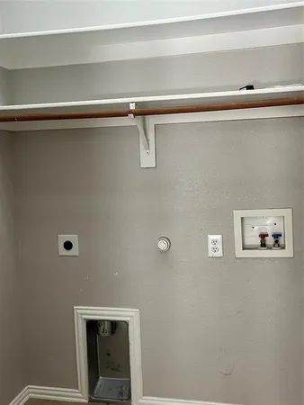 $3,575 | 5818 Country View Lane, Frisco, TX 75036