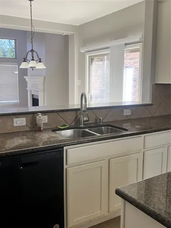 $3,575 | 5818 Country View Lane, Frisco, TX 75036