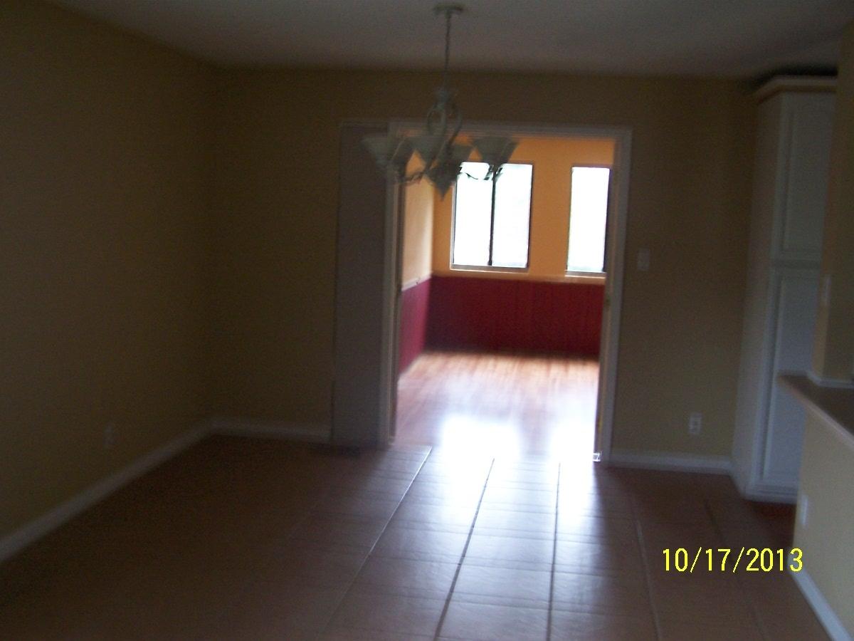 7756 Ashley Road Powell, TN 37849 - Photo 2 of 14 110_4461