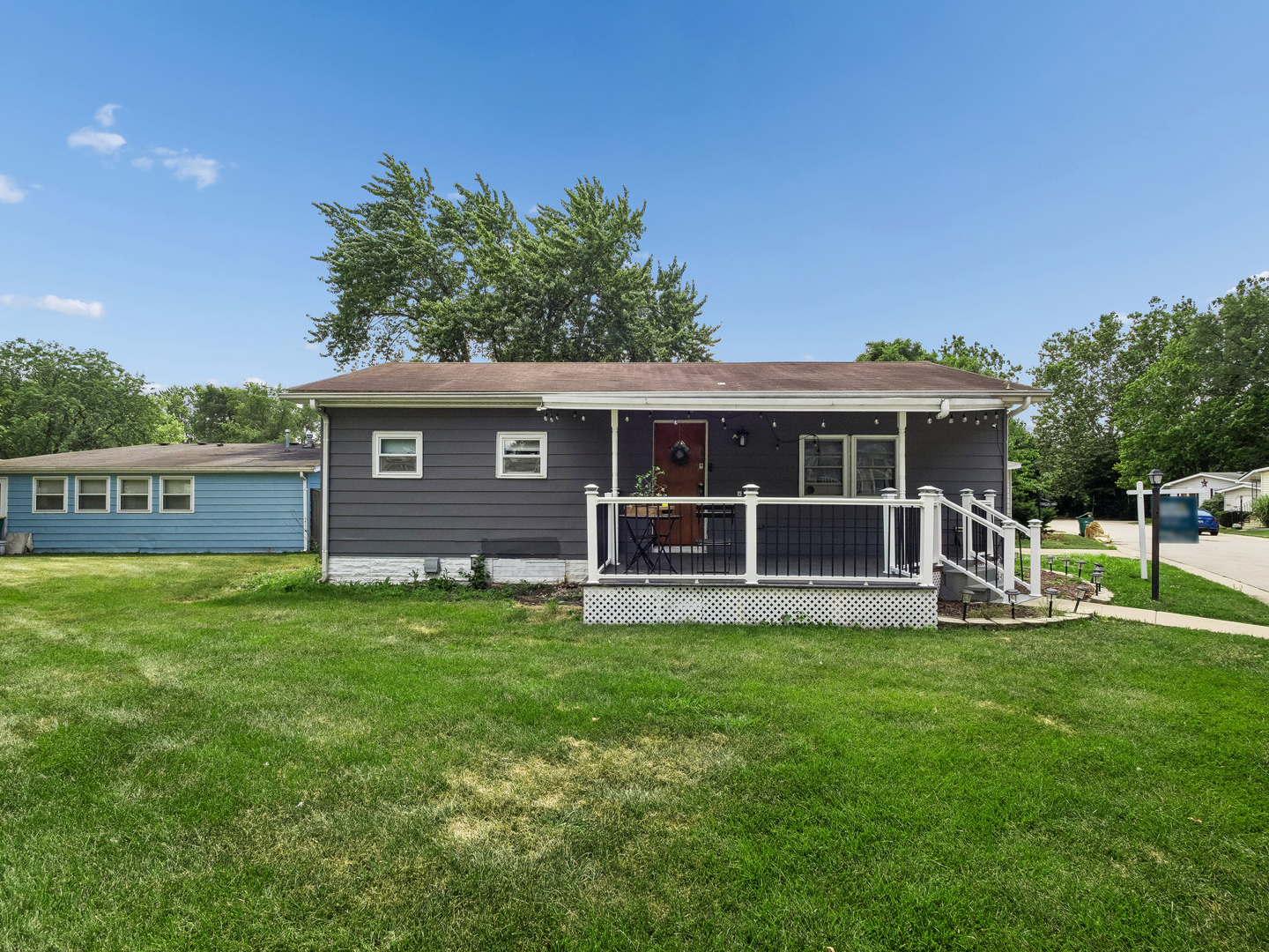 209 Melbrooke Road Elgin, IL 60123 - Photo 2 of 20