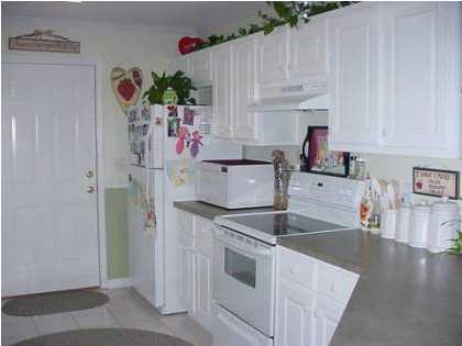 35 Cactus Road Mary Esther, FL 32569 - Photo 6 of 9 Gallery Image 6