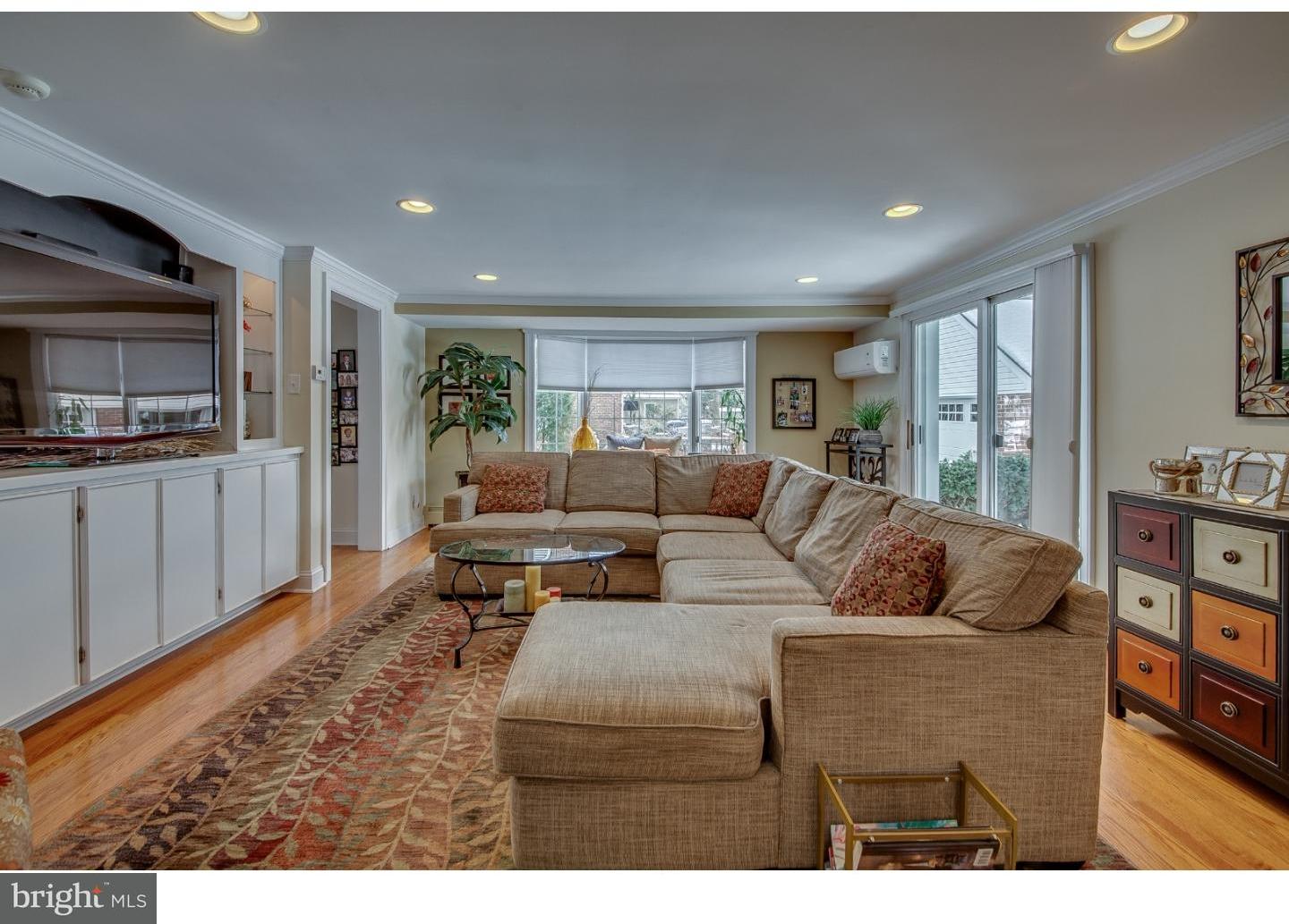 403 Golfview Road Wallingford, PA 19086 - Photo 12 of 25 Family Room