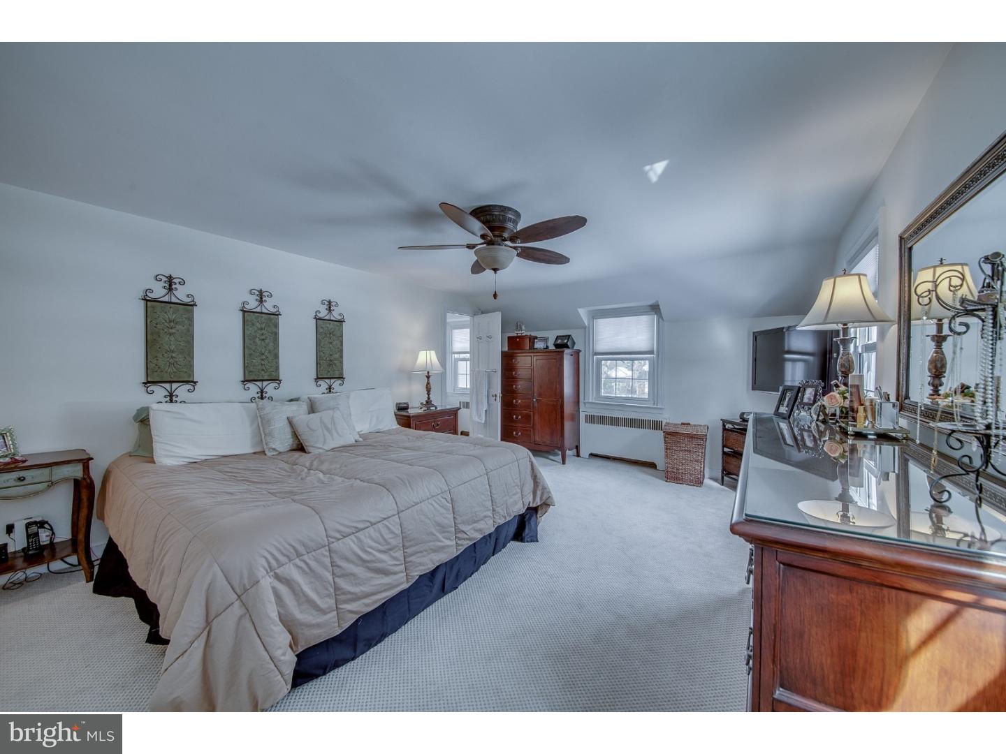 403 Golfview Road Wallingford, PA 19086 - Photo 15 of 25 Bedroom - Main