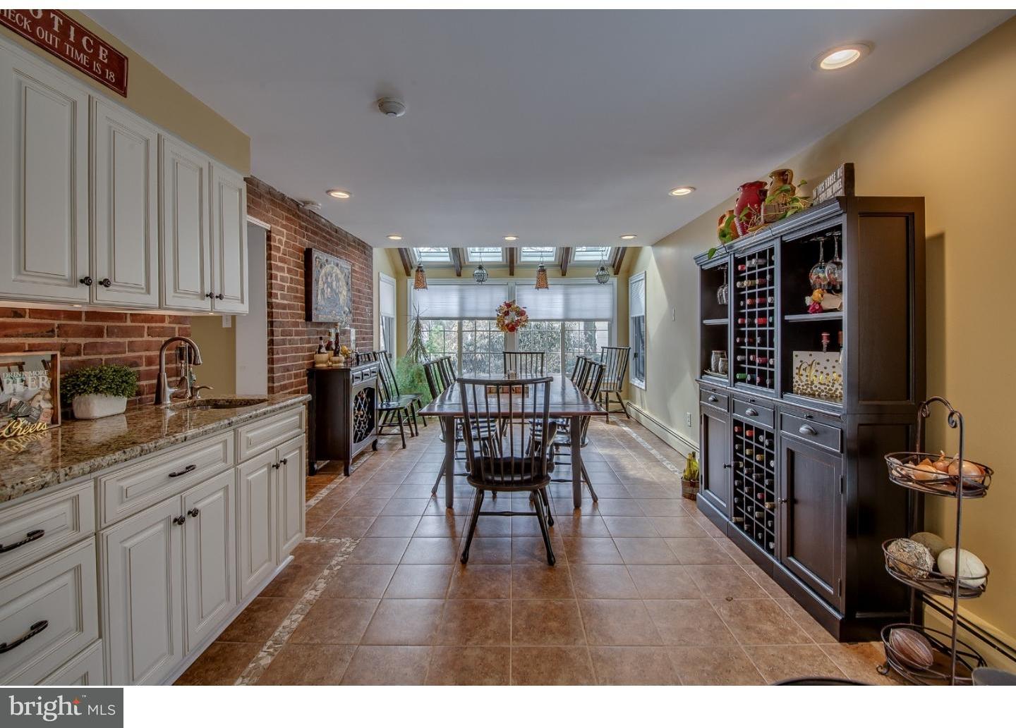 403 Golfview Road Wallingford, PA 19086 - Photo 8 of 25 Kitchen