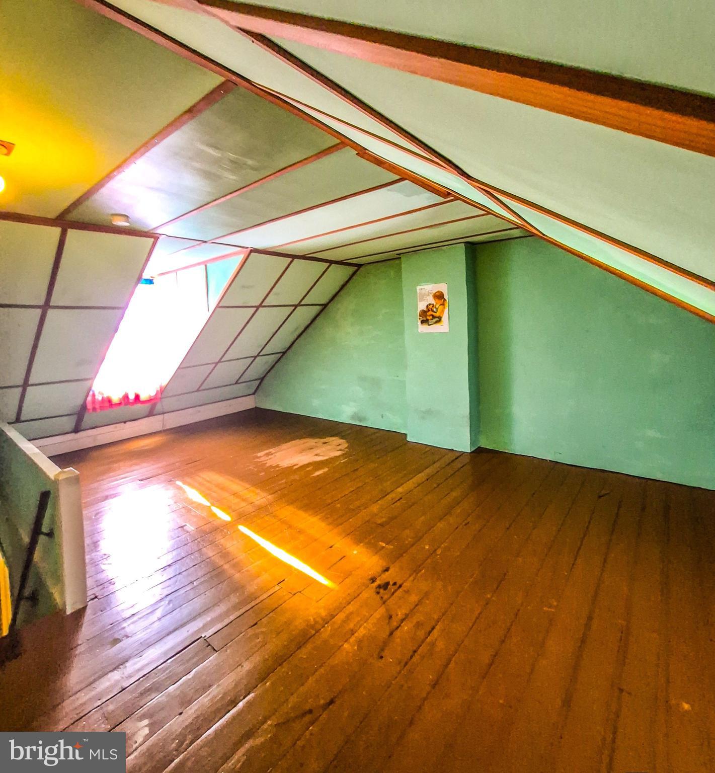 1262 Buttonwood Street Reading, PA 19604 - Photo 15 of 22 a view of a big room