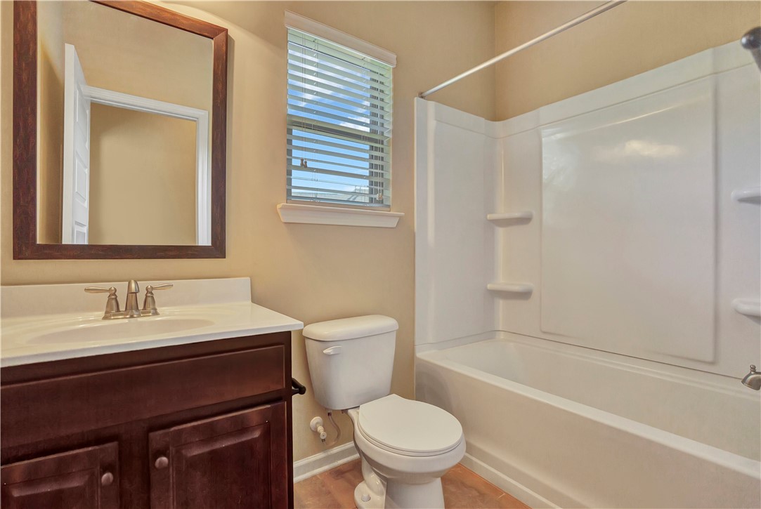 12 Rohan Drive Anderson, SC 29621 - Photo 15 of 36 Bath # 1