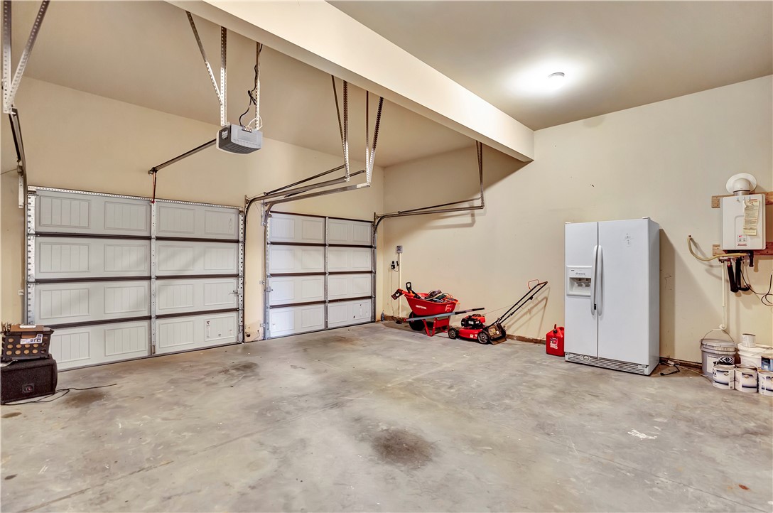 12 Rohan Drive Anderson, SC 29621 - Photo 33 of 36 Garage