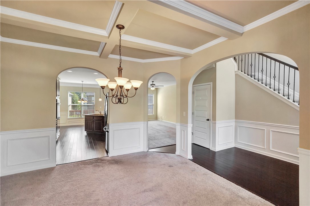 12 Rohan Drive Anderson, SC 29621 - Photo 5 of 36 Dining Room