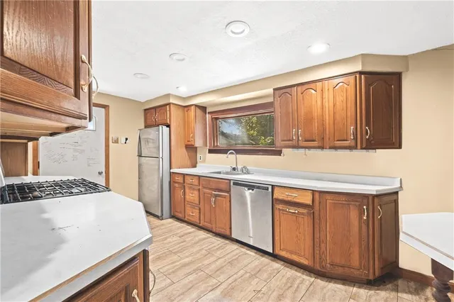 $159,000 | 228 Sylvan Walk, Pittsburgh, PA 15202