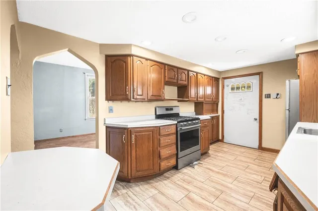 $159,000 | 228 Sylvan Walk, Pittsburgh, PA 15202