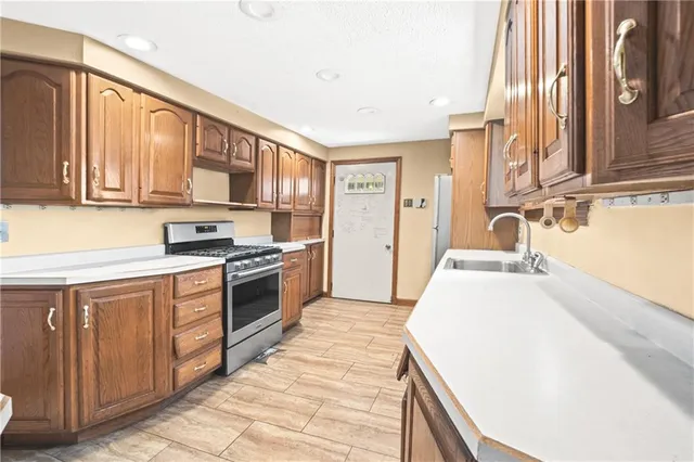 $159,000 | 228 Sylvan Walk, Pittsburgh, PA 15202