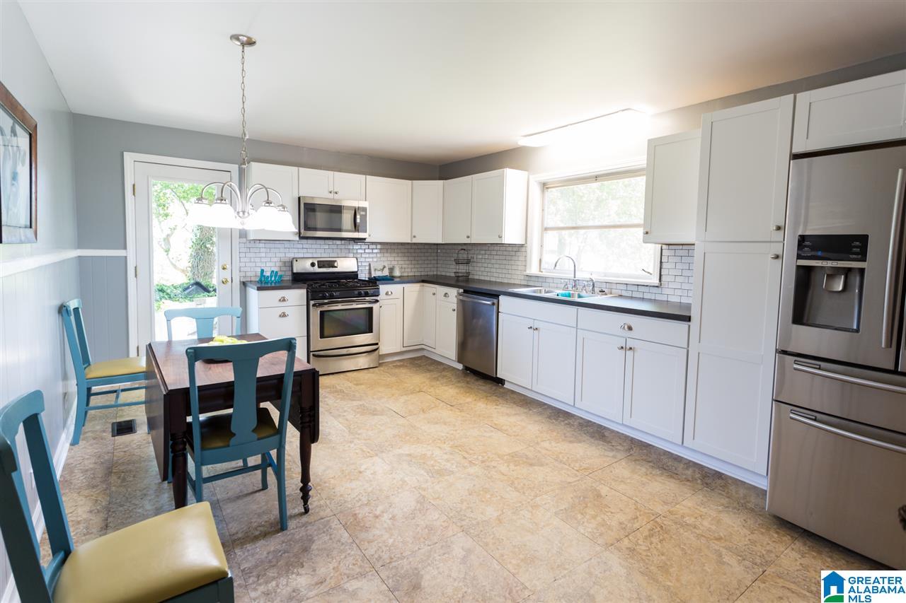 4520 South Shades Crest Road Helena, AL 35022 - Photo 9 of 27