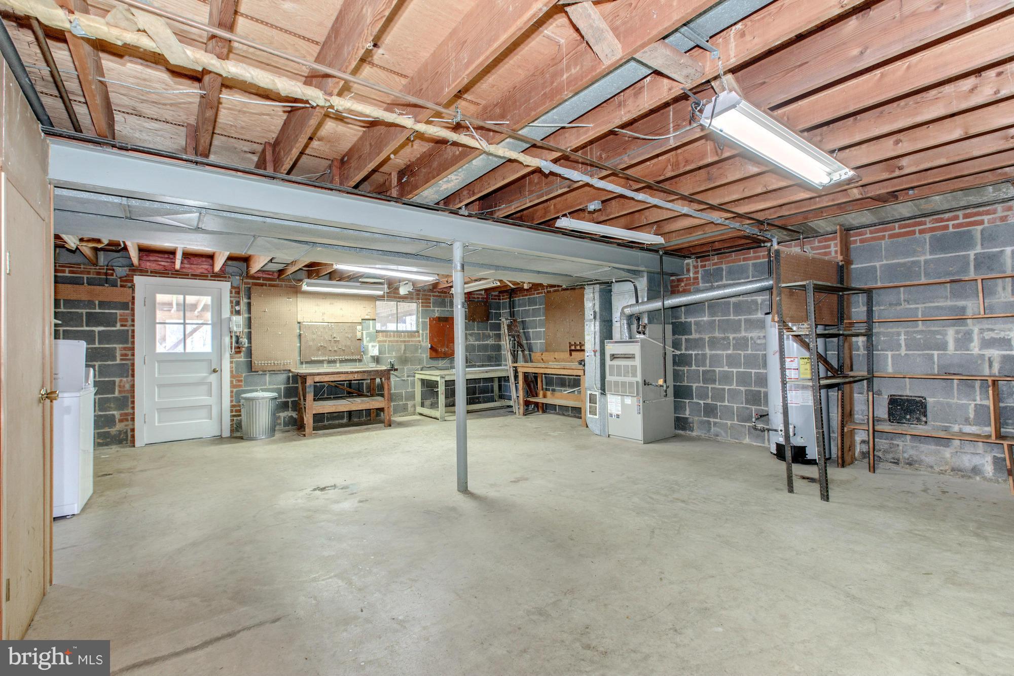5508 Inverchapel Road Springfield, VA 22151 - Photo 22 of 29 a view of empty room with wooden ceiling
