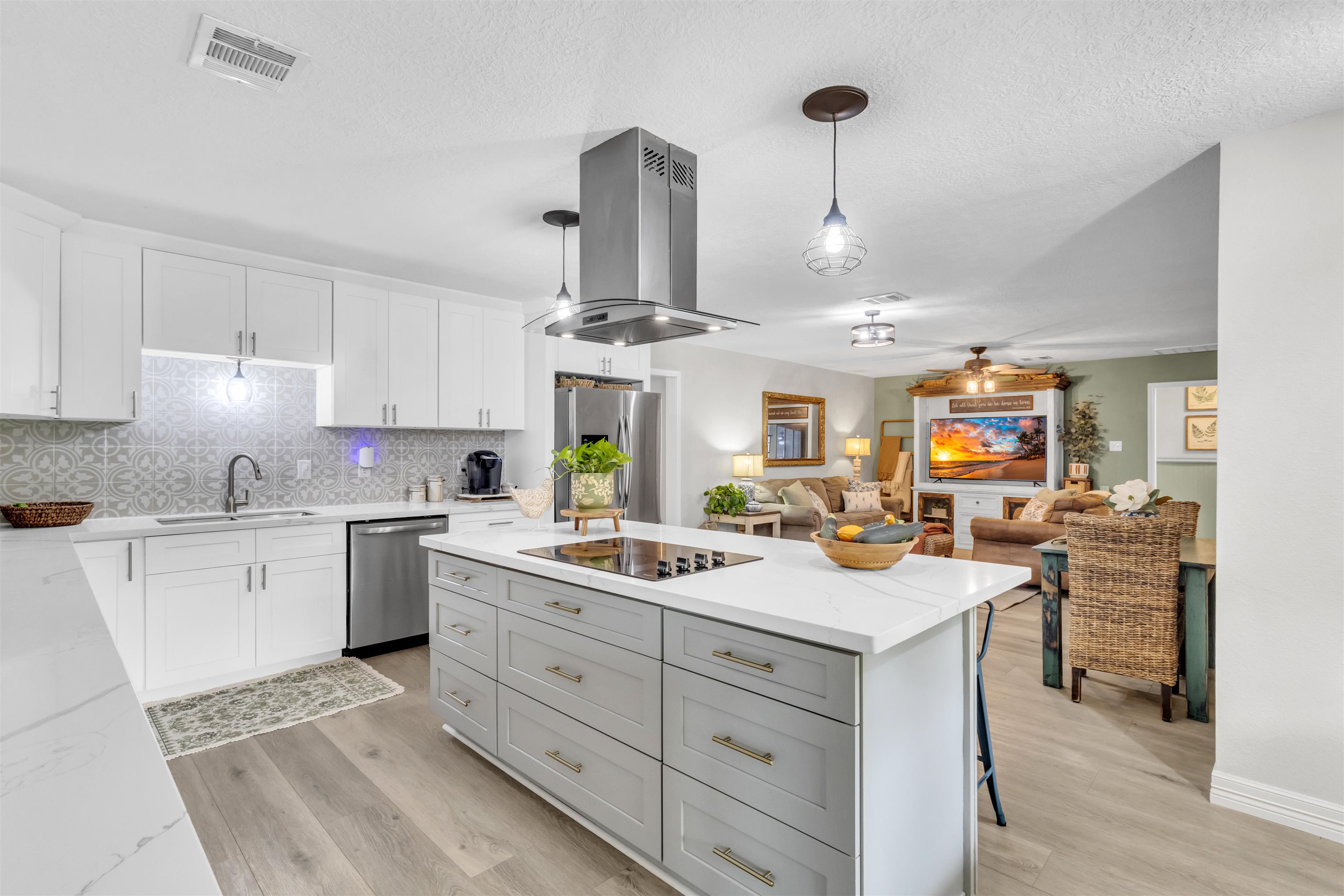 9633 Gilbert Road Beaumont, TX 77705 - Photo 11 of 45