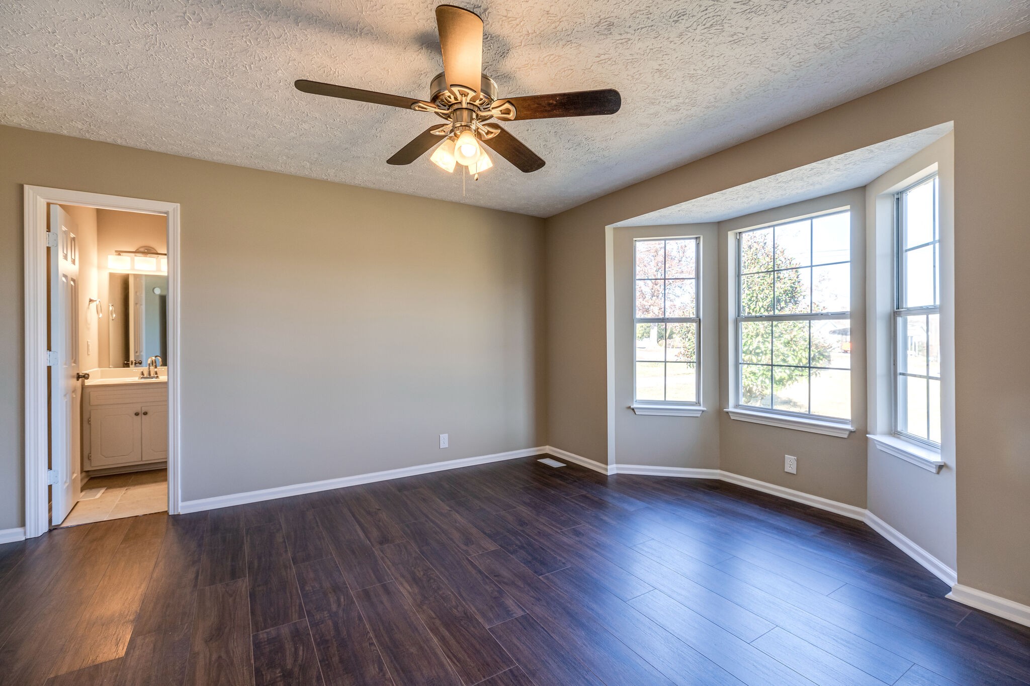2228 Pleasant View Road Pleasant View, TN 37146 - Photo 14 of 27 Gallery Image 14