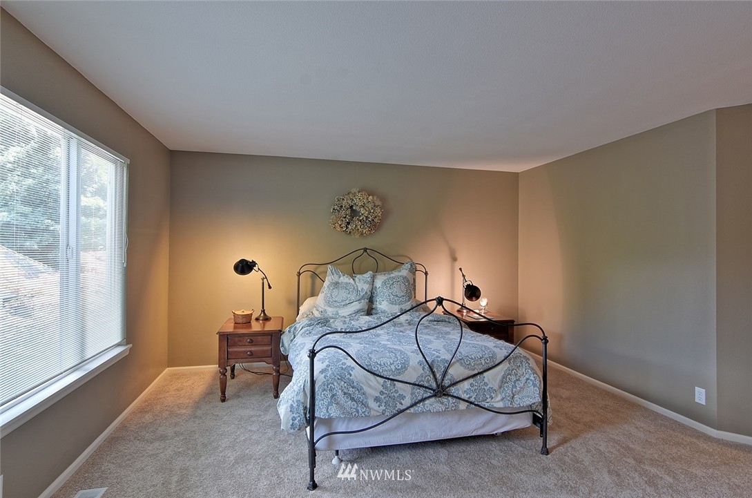 20213 29th Avenue Southeast Bothell, WA 98012 - Photo 12 of 22
