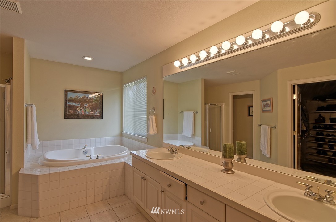 20213 29th Avenue Southeast Bothell, WA 98012 - Photo 13 of 22