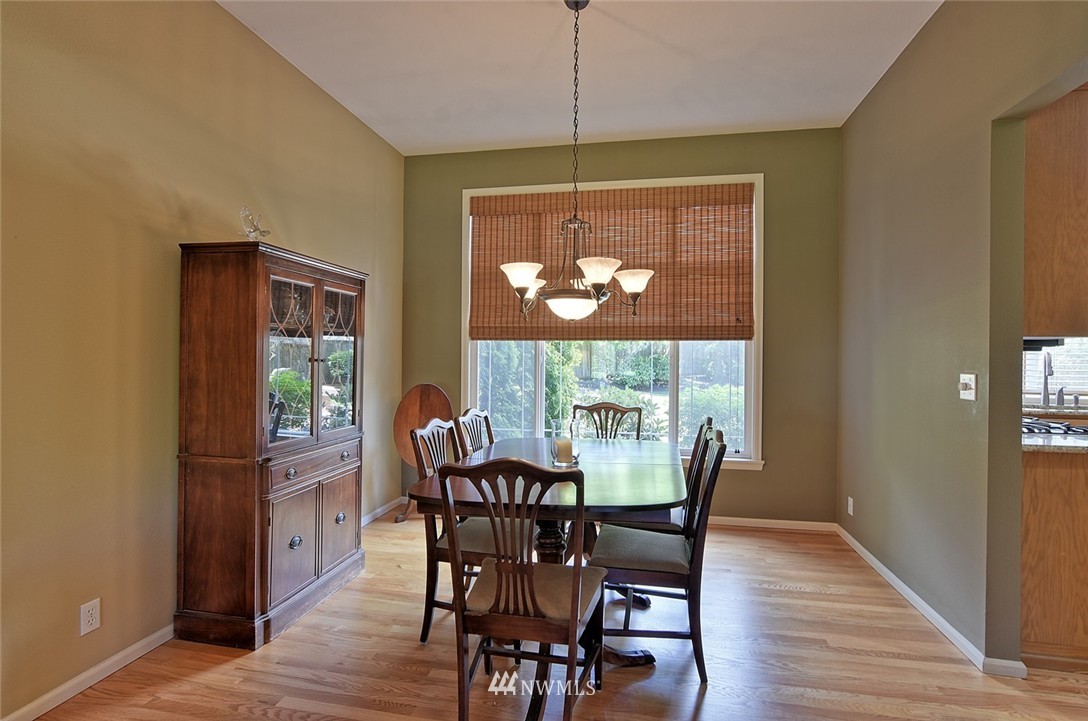 20213 29th Avenue Southeast Bothell, WA 98012 - Photo 5 of 22