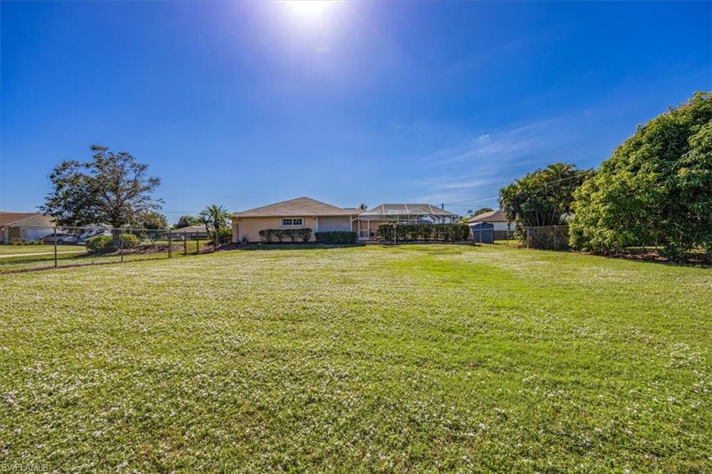 17520 Homewood Road Fort Myers, FL 33967 - Photo 8 of 24 a view of an ocean from a yard
