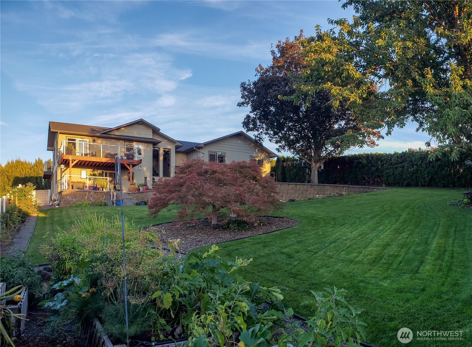 2425 Country Club Road Walla Walla, WA 99362 - Photo 34 of 39 a view of a house with a big yard and large tree