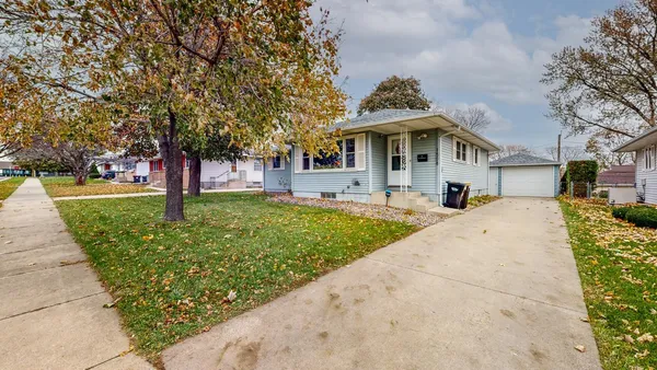 $279,900 | 1508 16 1/2 Avenue Northwest, Rochester, MN 55901