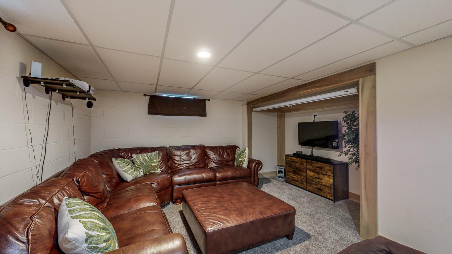 1508 16 1/2 Avenue Northwest Rochester, MN 55901 - Photo 22 of 37