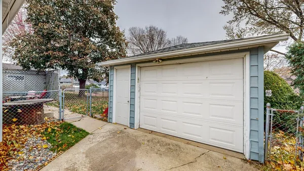 $279,900 | 1508 16 1/2 Avenue Northwest, Rochester, MN 55901