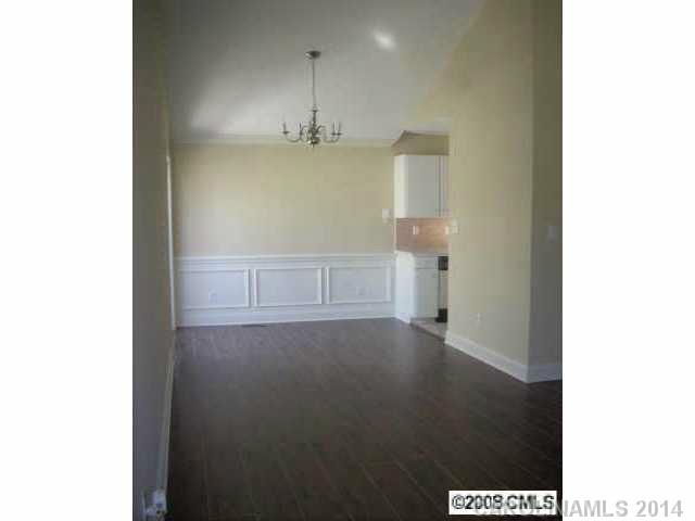 6623 Piney Path Road Charlotte, NC 28212 - Photo 2 of 3