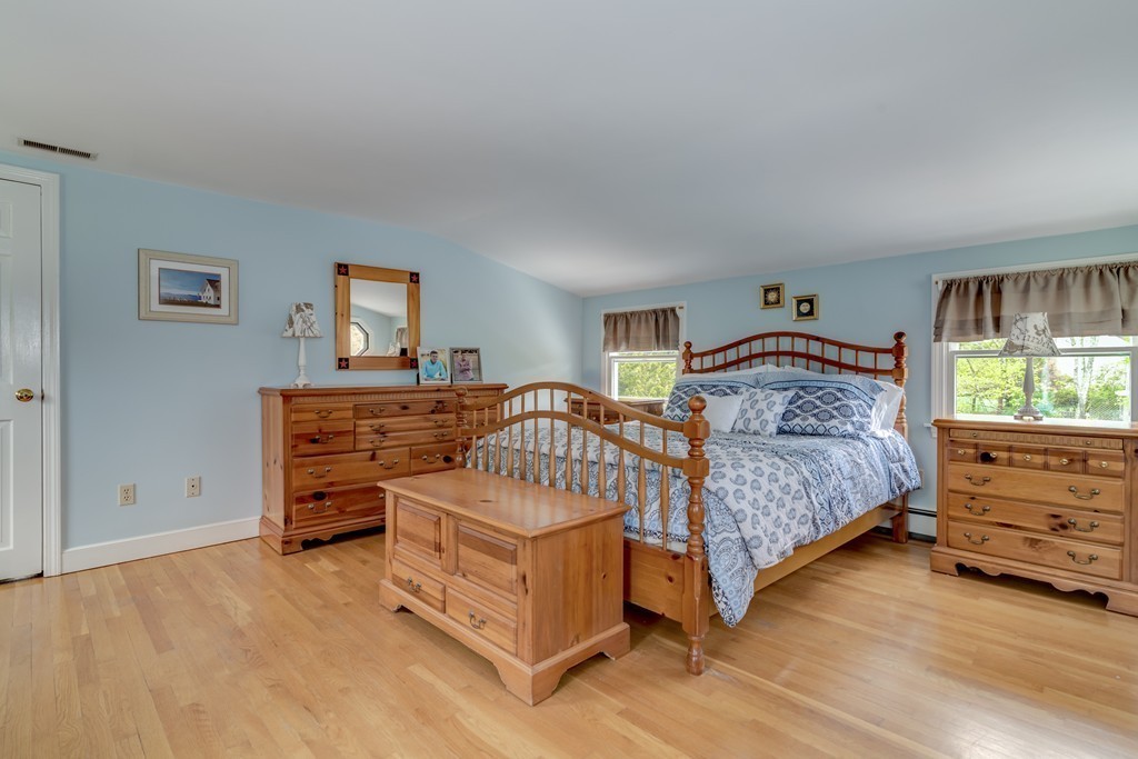 303 Old Oaken Bucket Road Scituate, MA 02066 - Photo 14 of 29 Gallery Image 14