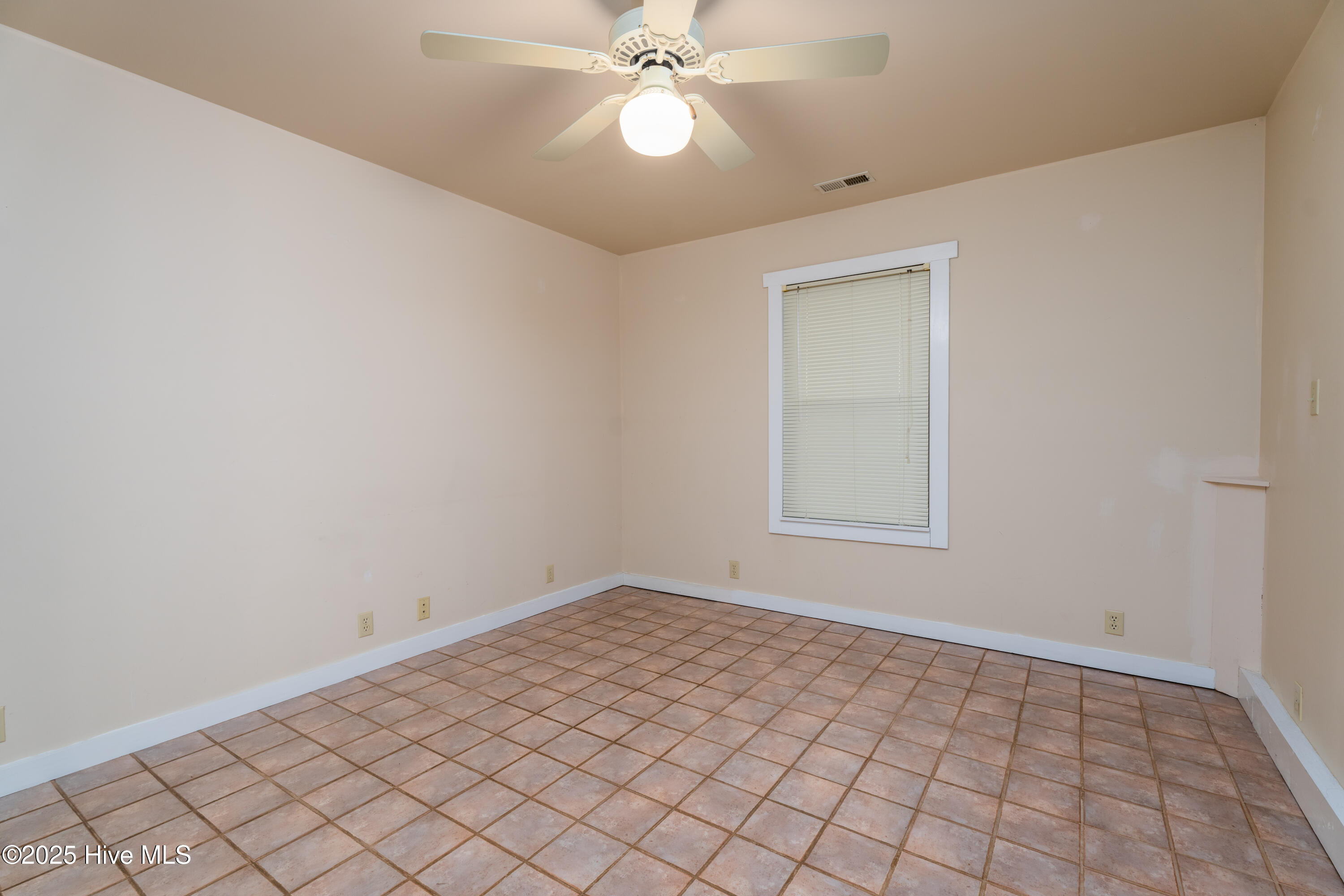 1183 Canady Road Jacksonville, NC 28540 - Photo 8 of 37 1183 Canady Drive-8