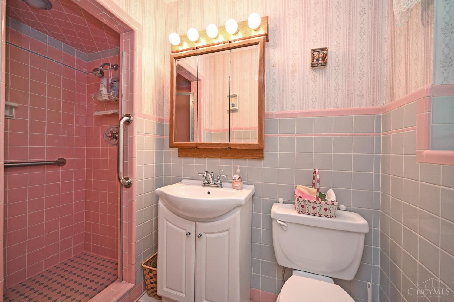 3731 Poole Road Cincinnati, OH 45251 - Photo 38 of 51 Gallery Image 38
