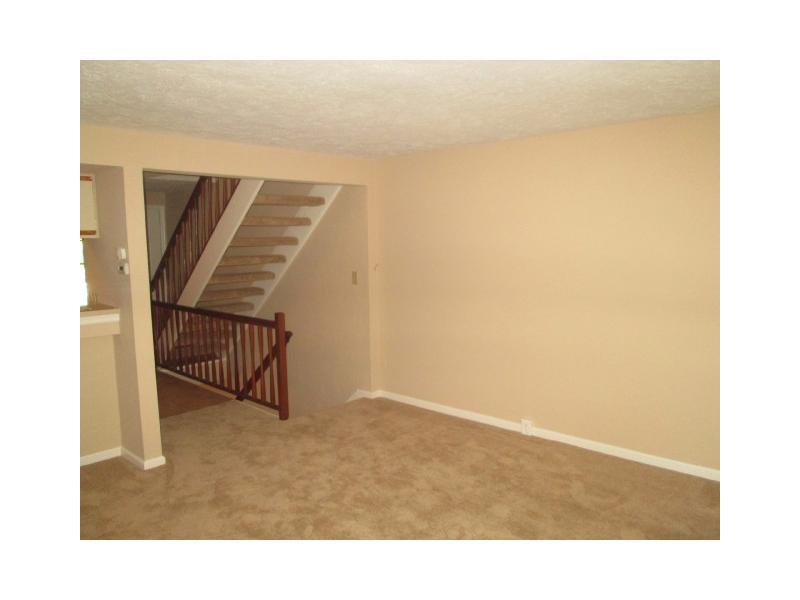 8554 Hague Road Indianapolis, IN 46256 - Photo 8 of 13 Gallery Image 8