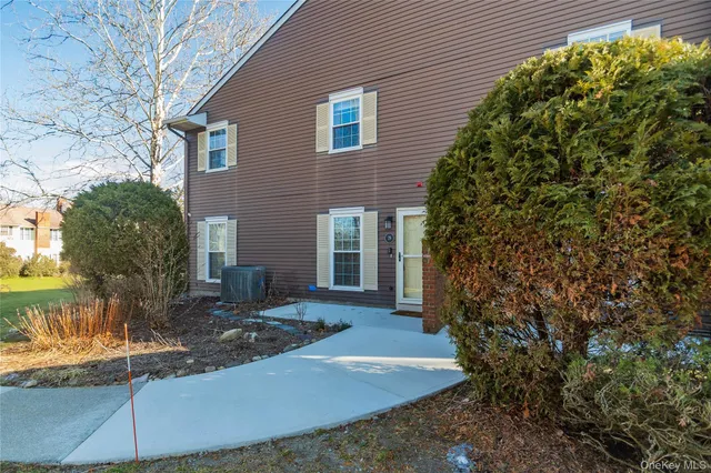 $2,700 | 29 The Rise, Warwick, NY 10990