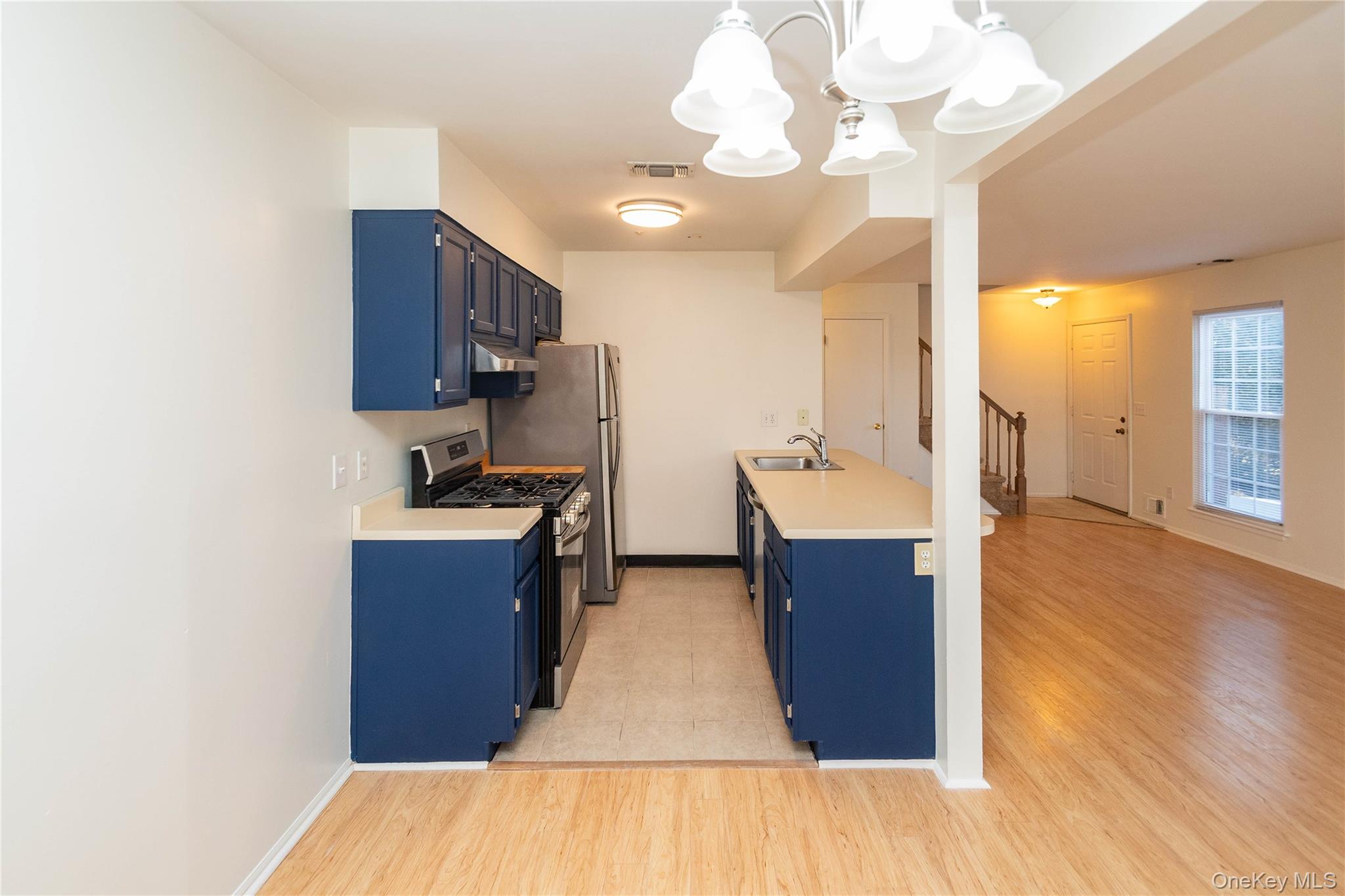 29 The Rise Warwick, NY 10990 - Photo 6 of 34