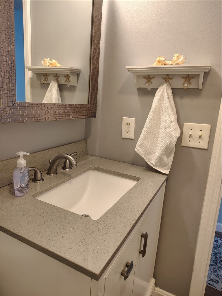 19 Apache Drive, Unit 19C Westerly, RI 02891 - Photo 3 of 22